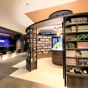酒店 福冈天神昆泰莎漫画书酒店, 福岡